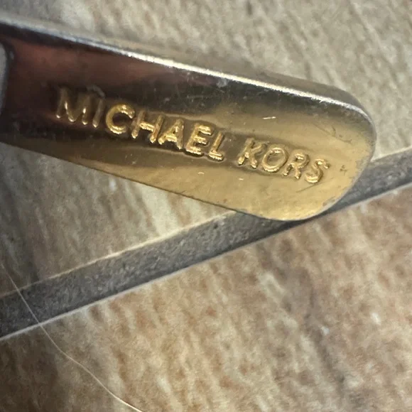 Michael Kors Brown Wallet with Gold Zipper - Picture 5 of 6